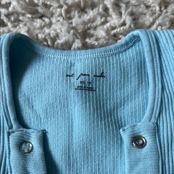 Light Blue Button-Detail Ribbed Top - Picture 2 of 4